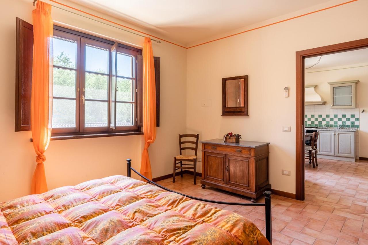 Casolare Dei Fiori - Mughetto Villa Montecarlo Eksteriør billede