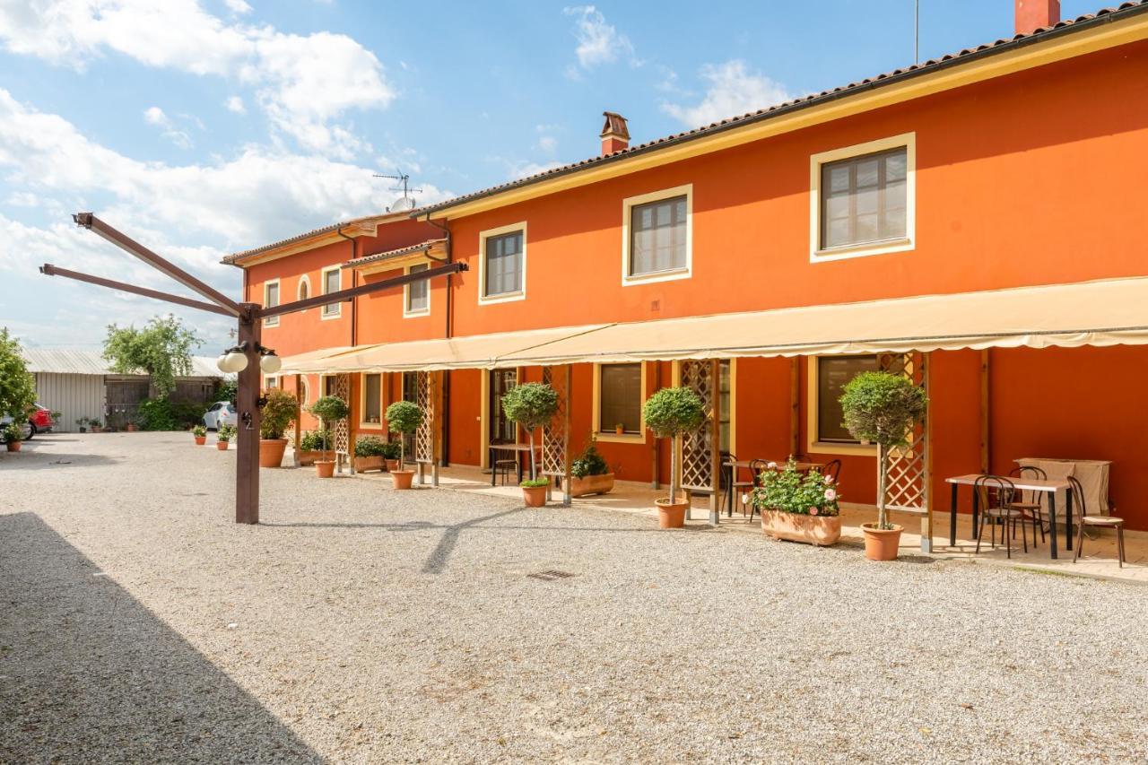 Casolare Dei Fiori - Mughetto Villa Montecarlo Eksteriør billede